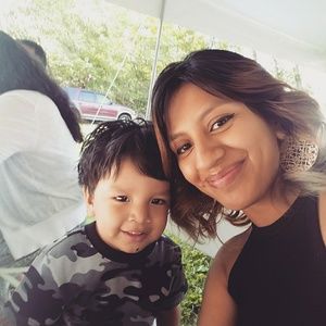 Meet your Posher, Lisa