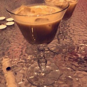 Meet your Posher, Ad