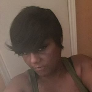 Meet your Posher, Kendra