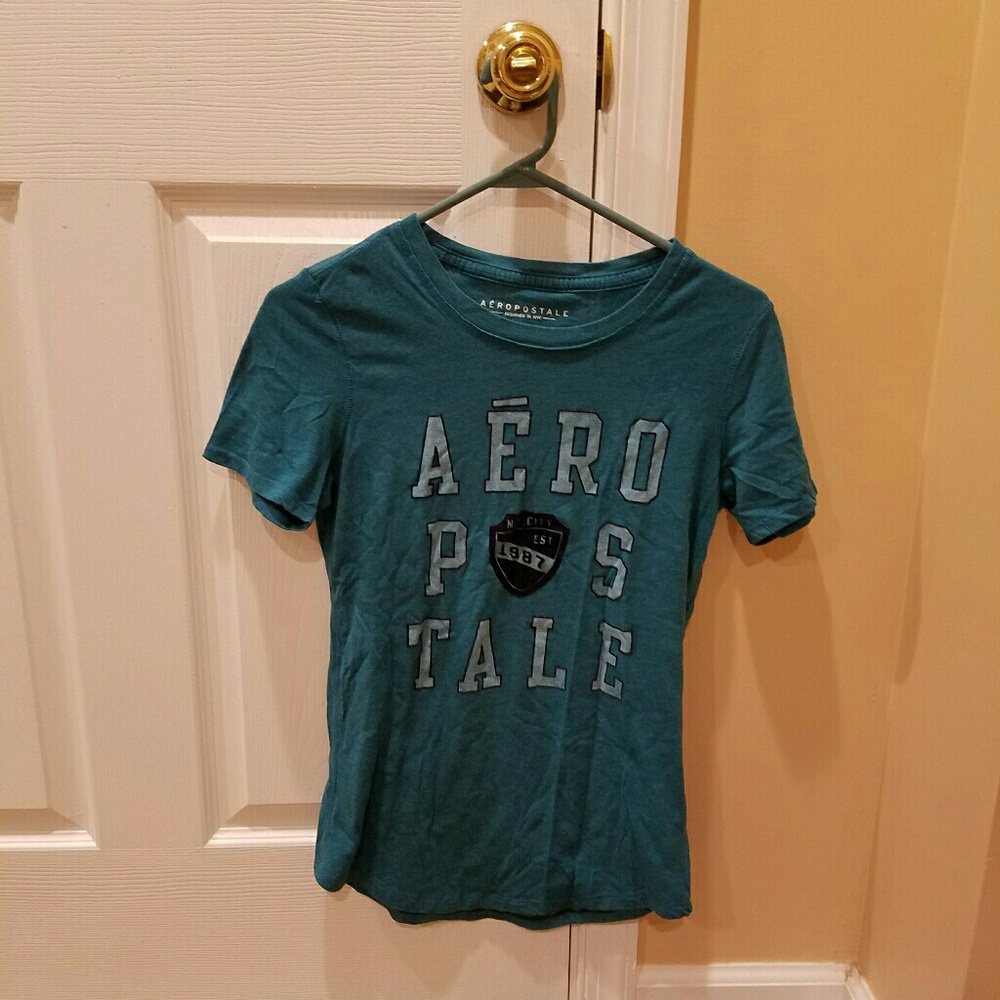 Turquoise aeropostale tshirt AIMING FOR BUNDLES