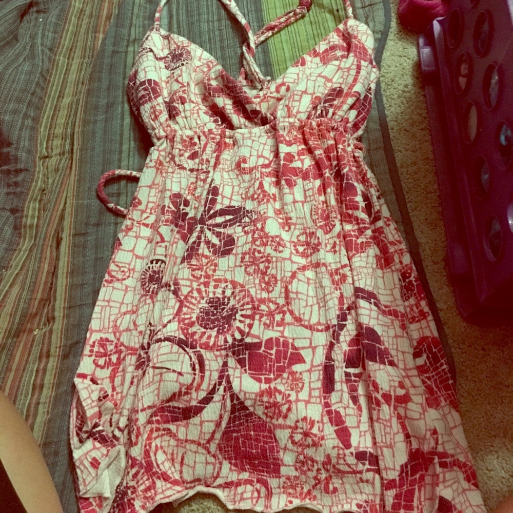 Pink summer crosed strapped tank top