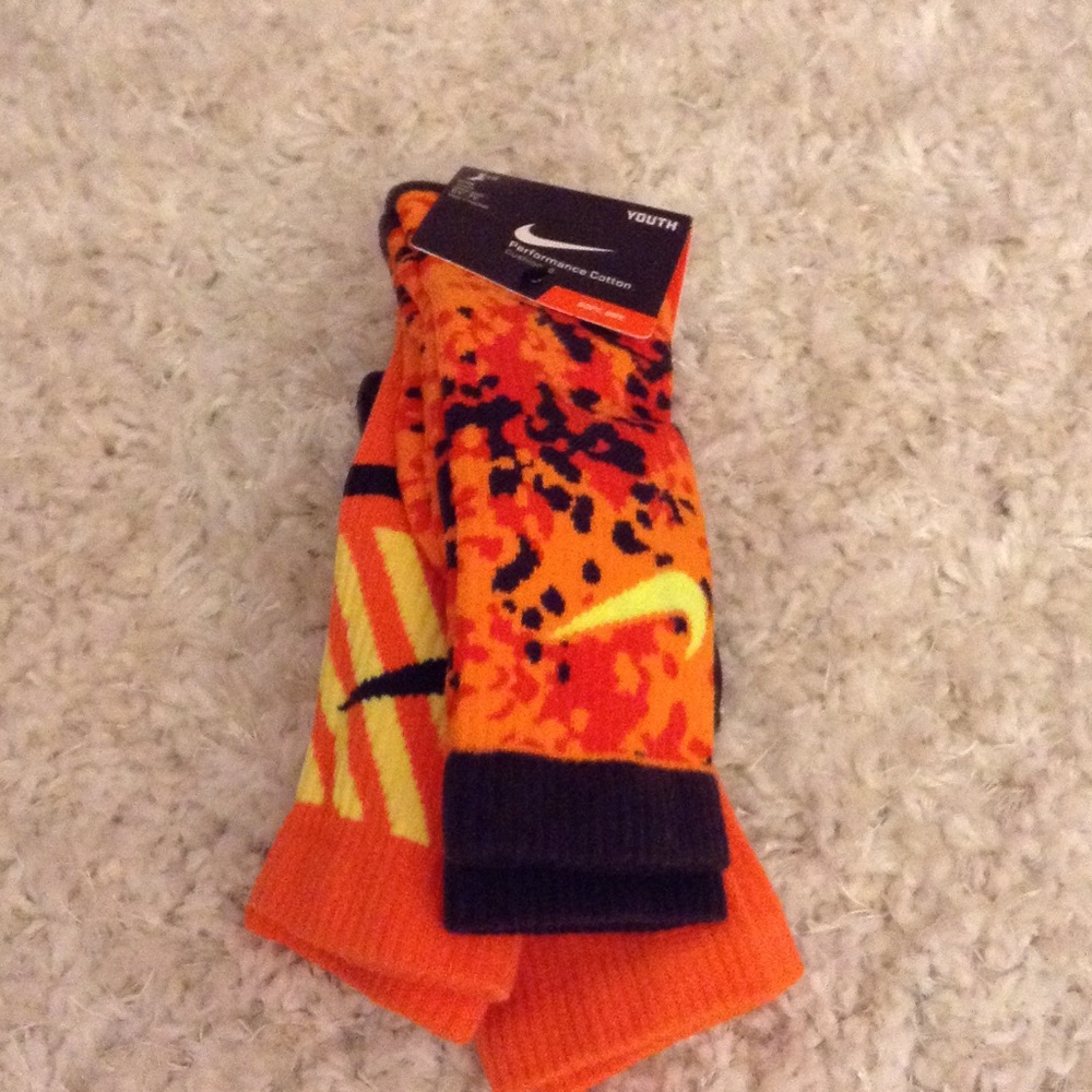 NIKE YOUTH SOCKS