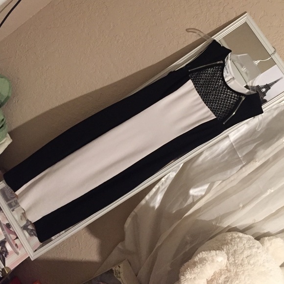 Bebe black and white dress - Picture 2 of 3