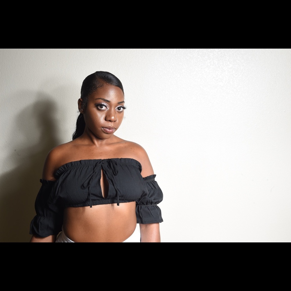 Cinch Crop Top