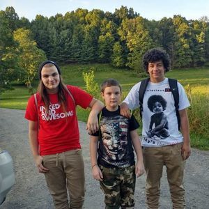 Meet your Posher, Izac