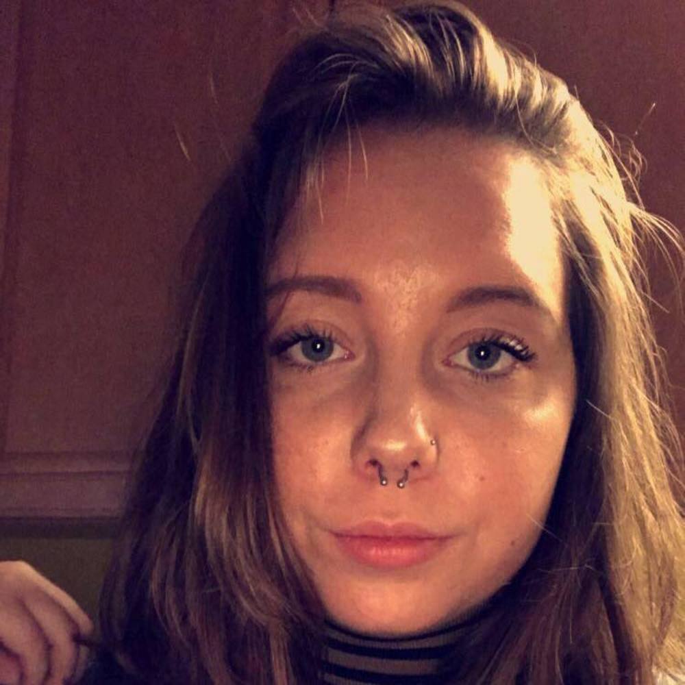 Meet your Posher, Lauren