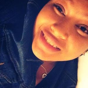 Meet your Posher, Tay