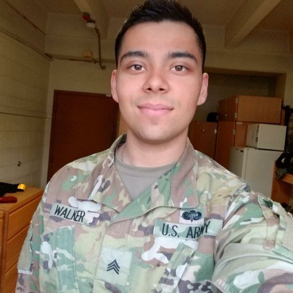 Meet your Posher, William - Picture 1 of 1