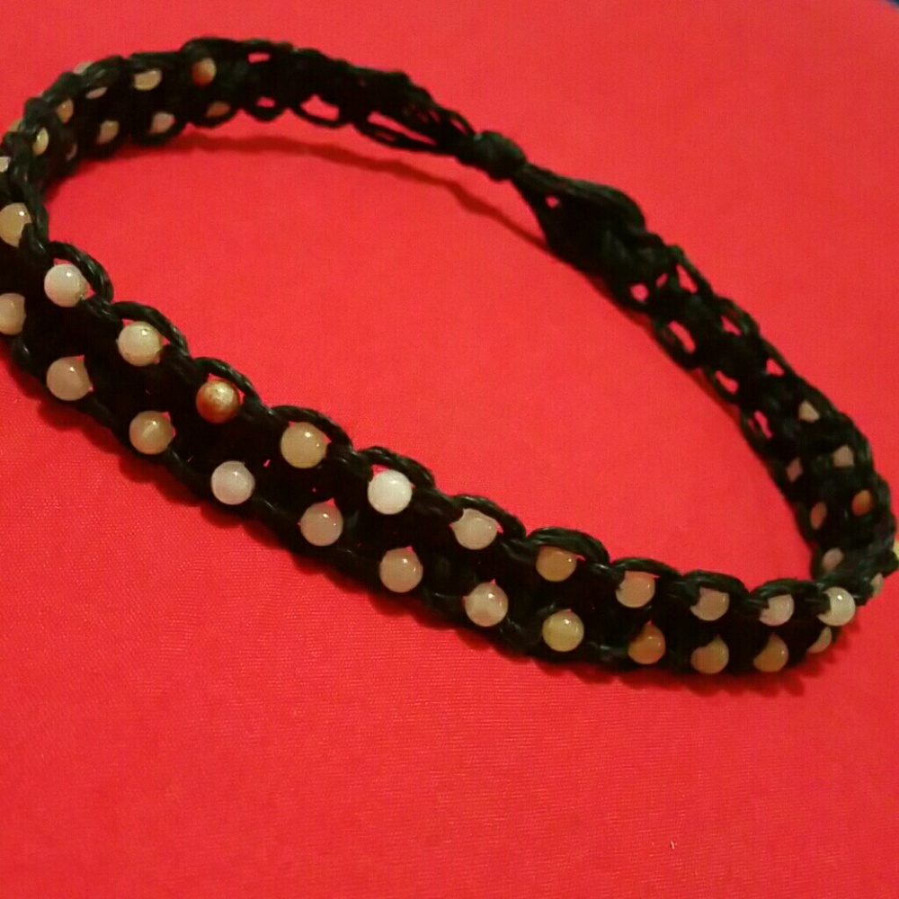 Italian white ONYX and black HEMP choker 13.5"