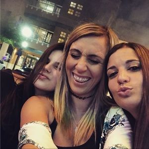 Meet your Posher, Brooke