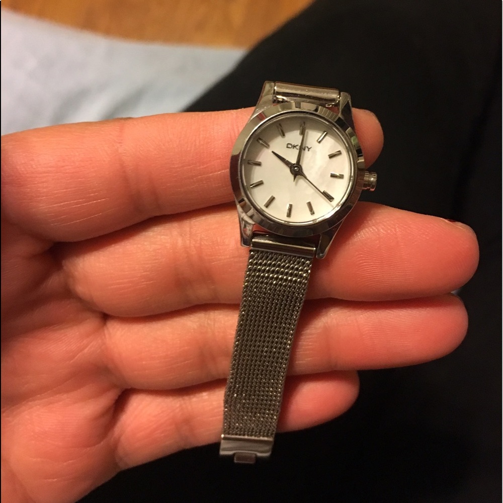 DKNY WATCH