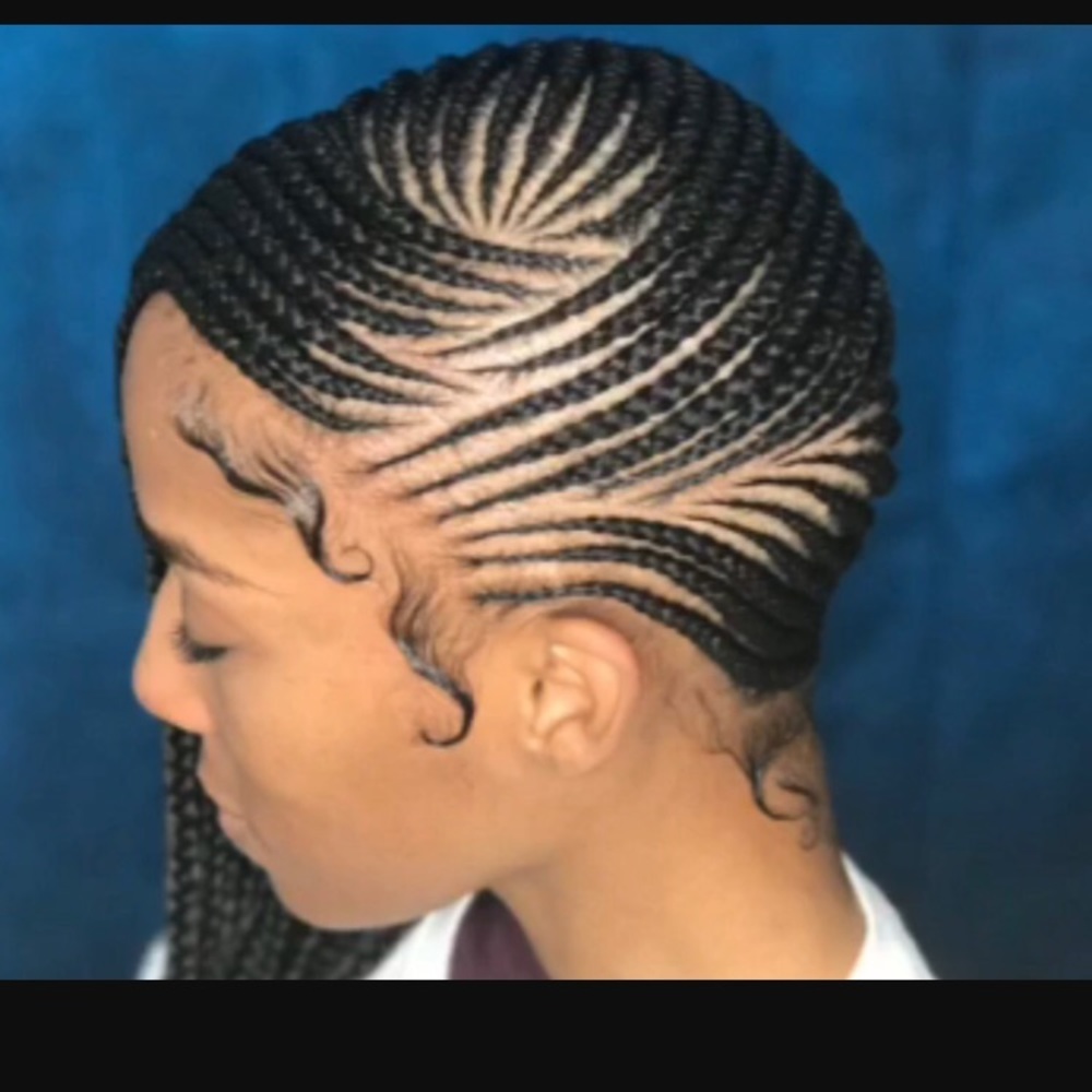 Meet your Posher, Carly