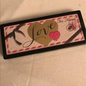 Too faced love palette