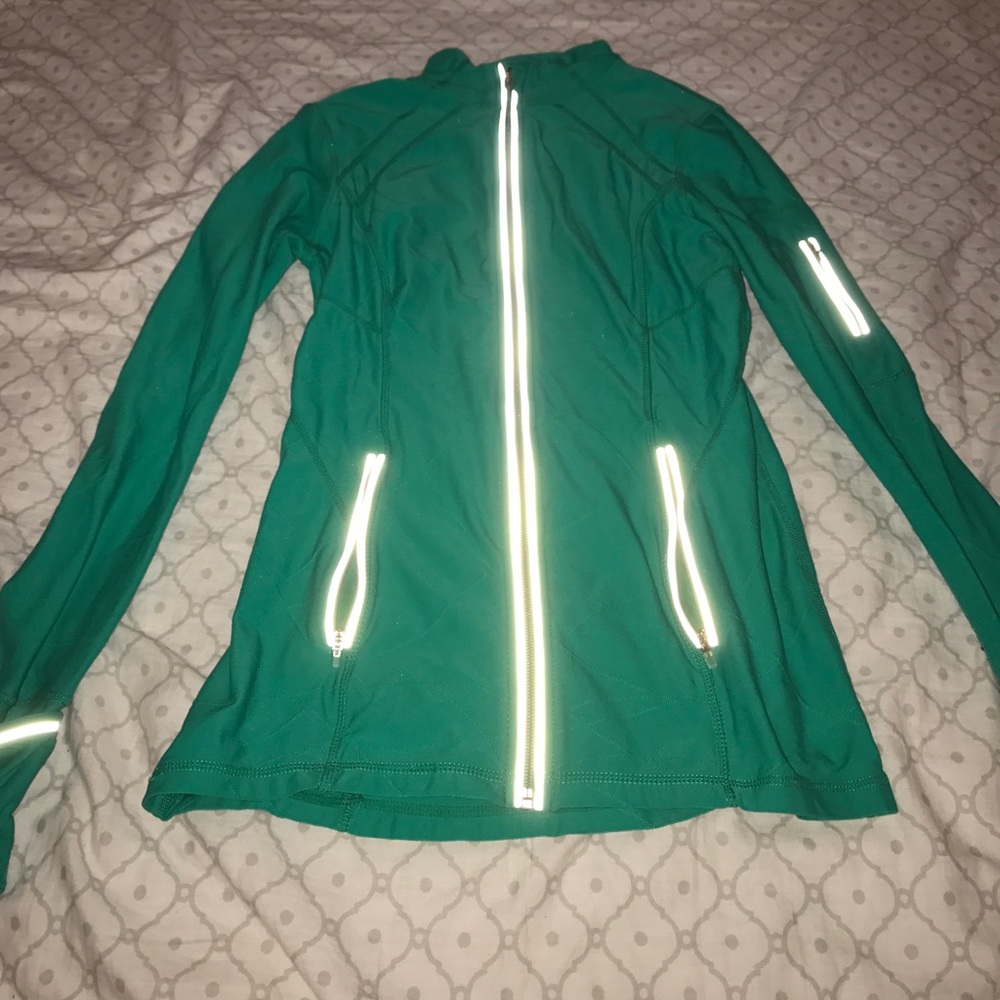 Kirkland brand medium weight running jacket