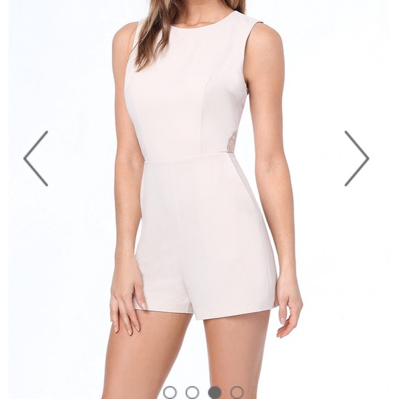 Bebe lace back romper - Picture 3 of 4