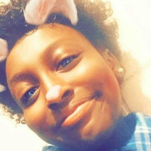 Meet your Posher, Destiny