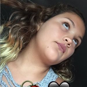 Meet your Posher, Lala