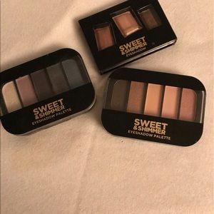 Eye shadow palettes