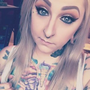 Meet your Posher, Tasha