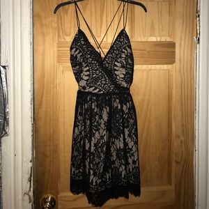 Never-worn Tobi Lace Dress