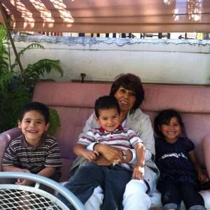 Meet your Posher, Zenia