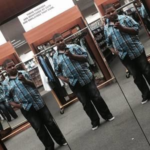 Meet your Posher, Desmond