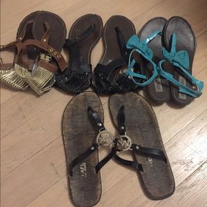 4 pairs of Sandals
