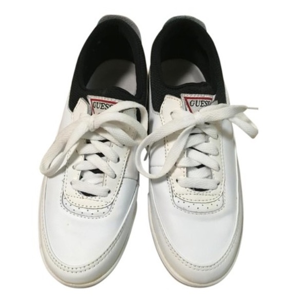 Guess athletic shoes - Picture 1 of 6