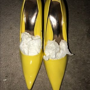 Nine West Yellow Heels!