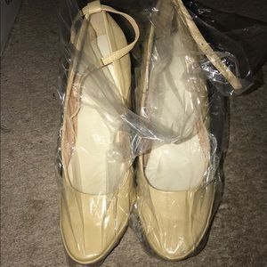 Tan-Red Bottom Heels!