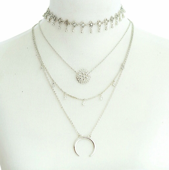 Boho tiered layered necklace - Picture 2 of 3