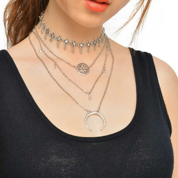 Boho tiered layered necklace - Picture 3 of 3