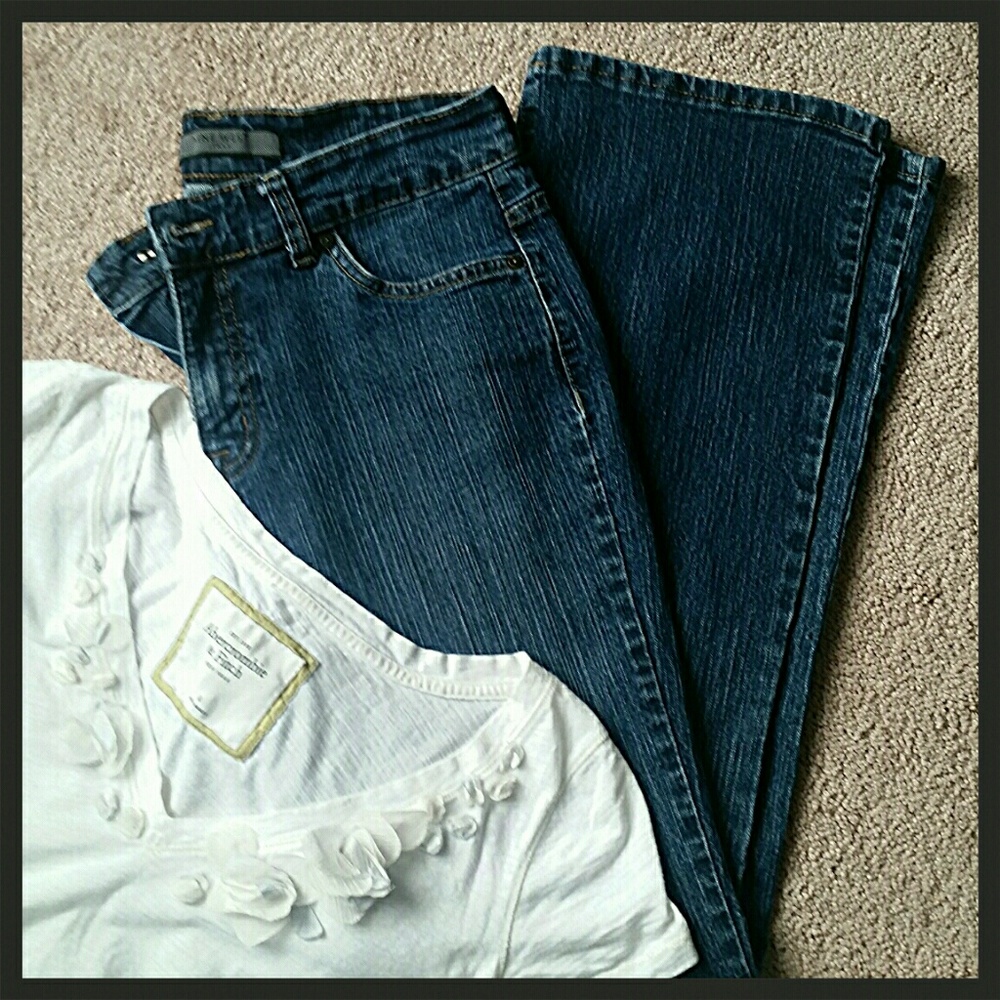 🌟HP! Nine West Dark Wash Jeans
