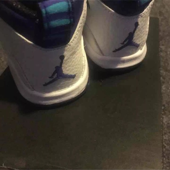 Jordan 10s 4C toddler boy - Picture 3 of 3