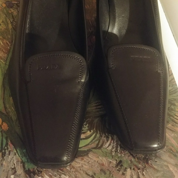 Prada shoes - Picture 2 of 4