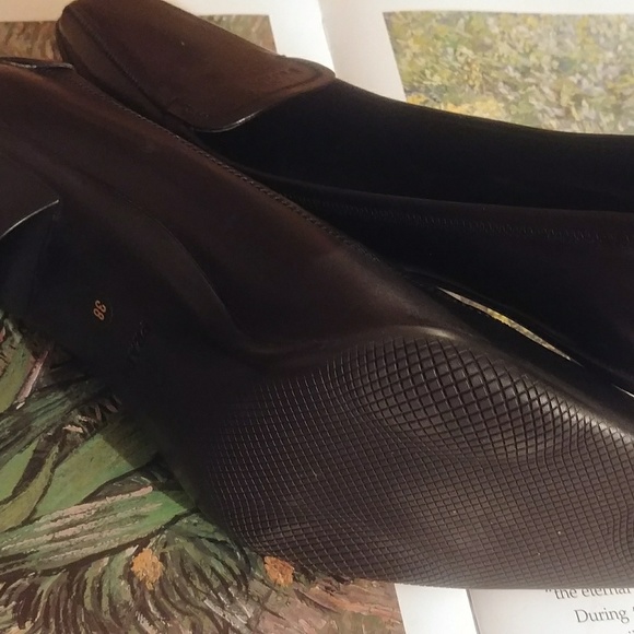 Prada shoes - Picture 4 of 4