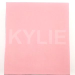 👄Kylie jenner pressed illuminating powder💅🏼
