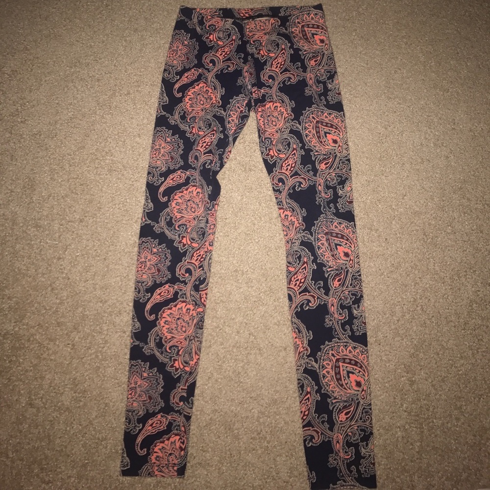 printed leggings