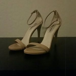 Steve Madden Stecy Heel - Beige 7.5