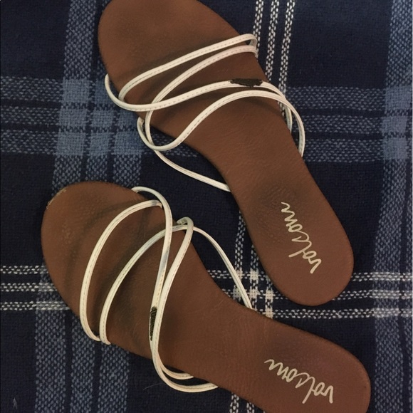 Volcom Strappy Sandals - Picture 2 of 4