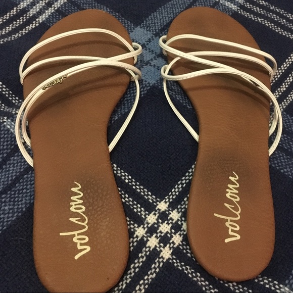 Volcom Strappy Sandals - Picture 3 of 4