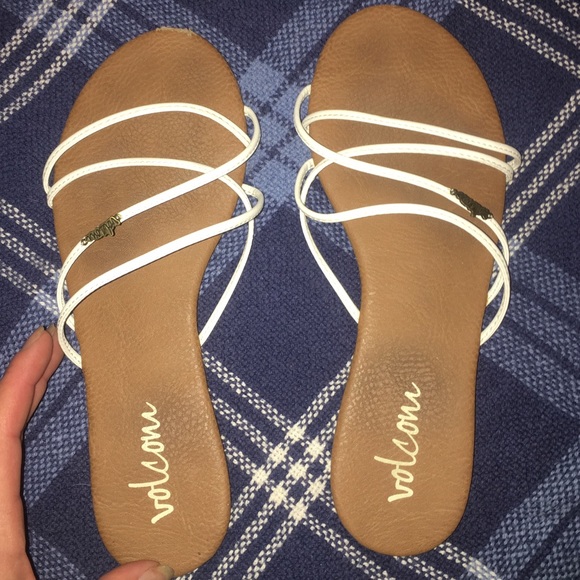 Volcom Strappy Sandals - Picture 4 of 4