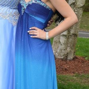 Blue toned strapless prom dress