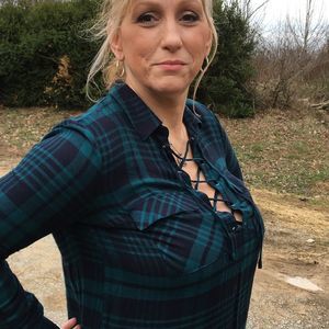 Meet your Posher, Sharon