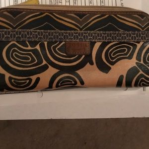 Fossil wallet