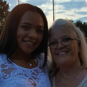 Meet your Posher, Debbie