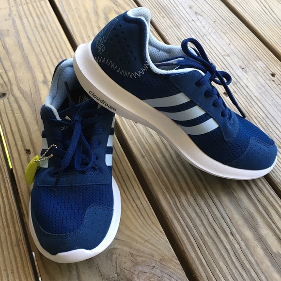 le adidas cloudfoam racer in scarpe da ginnastica nwob poshmark le adidas cloudfoam racer in scarpe da ginnastica nwob poshmark