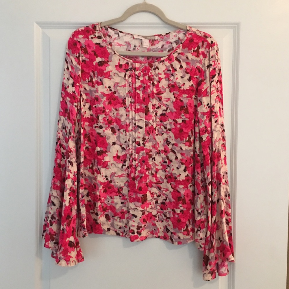 Forever 21 Printed Pink bell sleeve top Small!