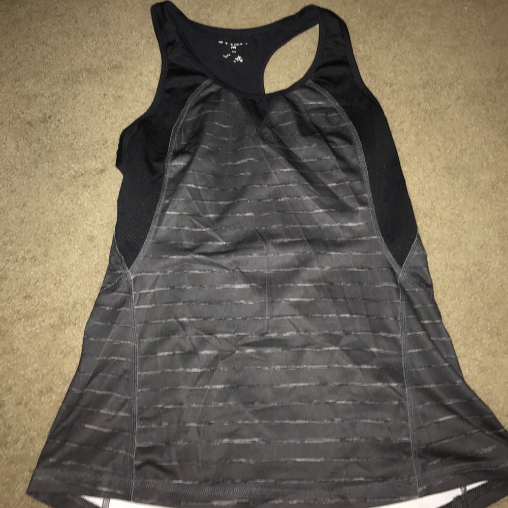 athletic tank with reflective line on back