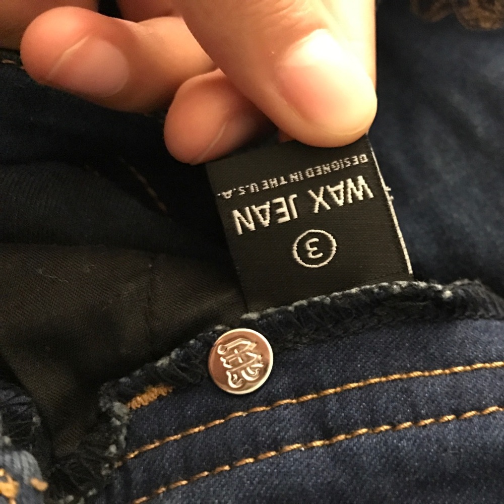 Jeans - Picture 3 of 3